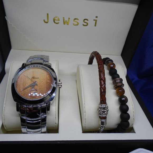 7 Pc Watch Set ( NWT) - Picture 2 of 8
